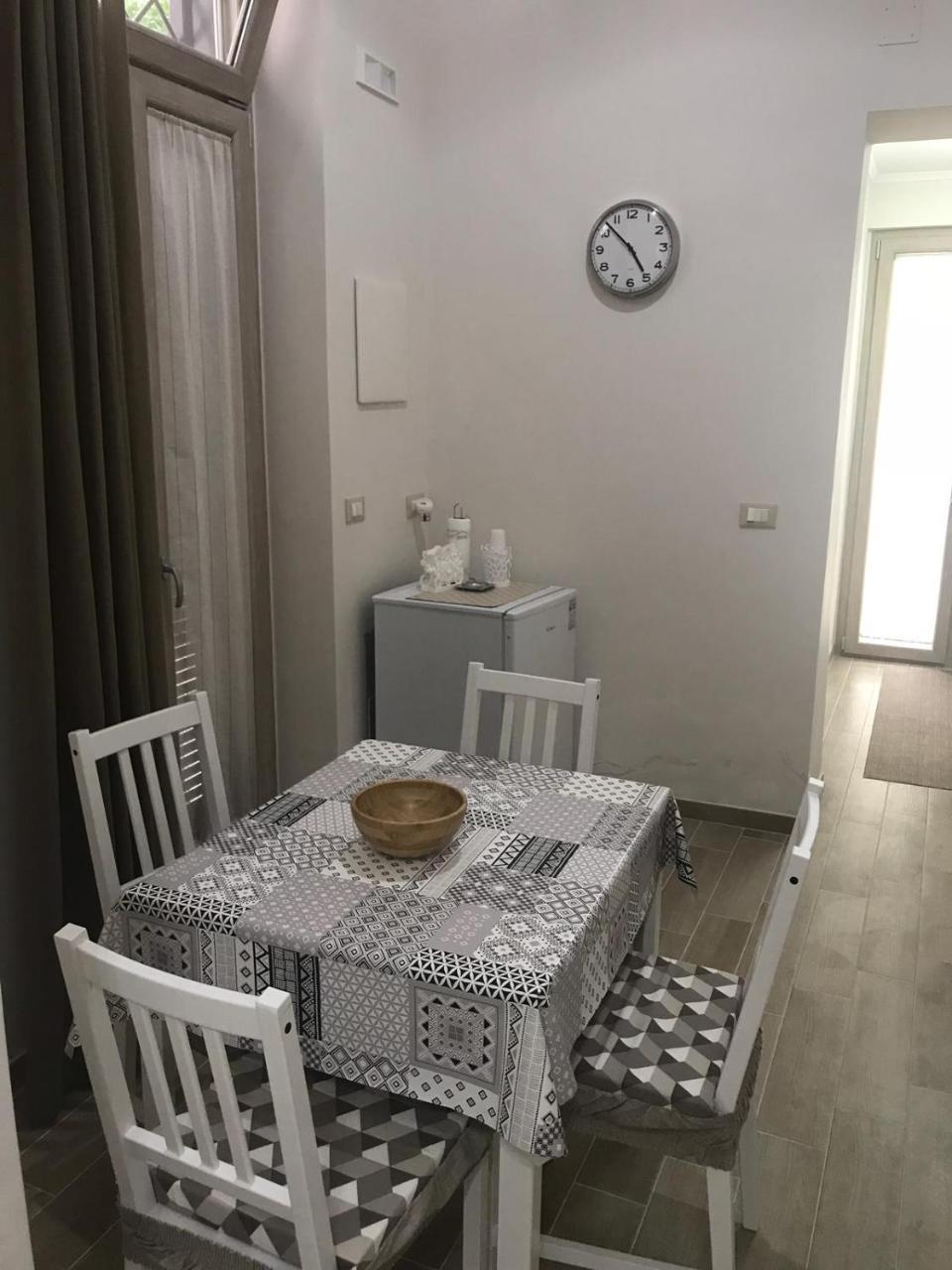 Virgilio'S Garden Bed & Breakfast Кастеламаре ди Стабия Екстериор снимка