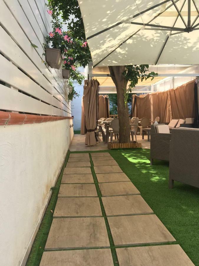 Virgilio'S Garden Bed & Breakfast Кастеламаре ди Стабия Екстериор снимка